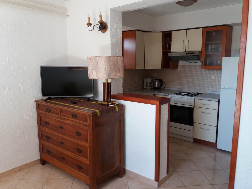 Studio Apartments Igor Vrsar Ngoại thất bức ảnh